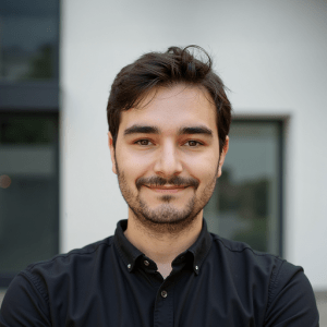 Jessy Seywald Graphic Designer